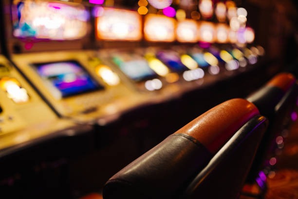 Ceme Online live table on slot naga888 with dealer and player cards displayed